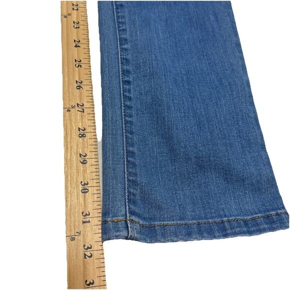 LL Bean Womens Jeans Size 6 M/T Blue Classic Fit Medium tall med Wash denim - Picture 9 of 12